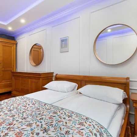 Appartement Stylish Family With Parking And 2 Balcony By Renters *