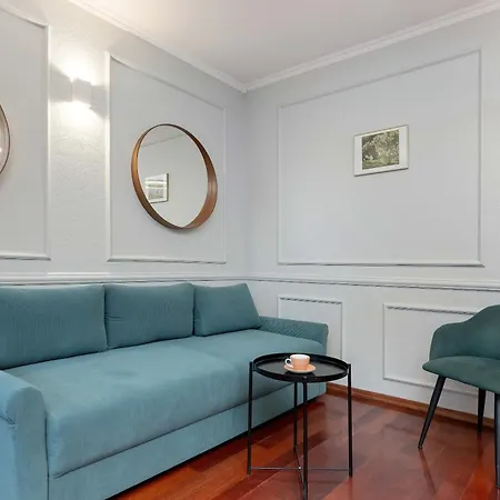 شقة Stylish Family With Parking And 2 Balcony By Renters غدينيا