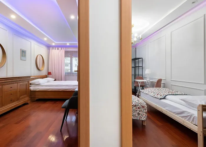 Stylish Family With Parking And 2 Balcony By Renters * غدينيا