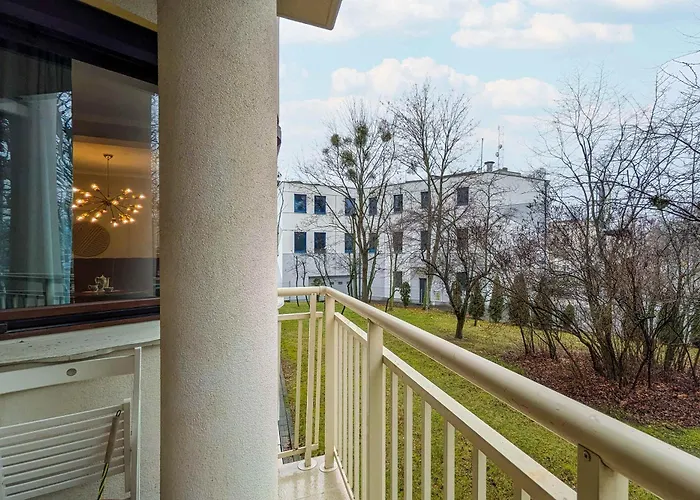 شقة Stylish Family With Parking And 2 Balcony By Renters غدينيا